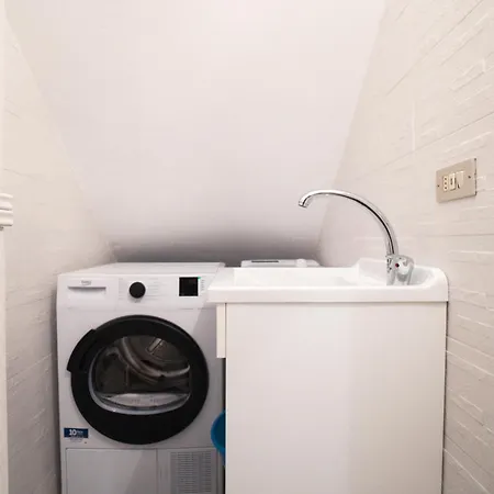 Marvi Bed and Breakfast 3*